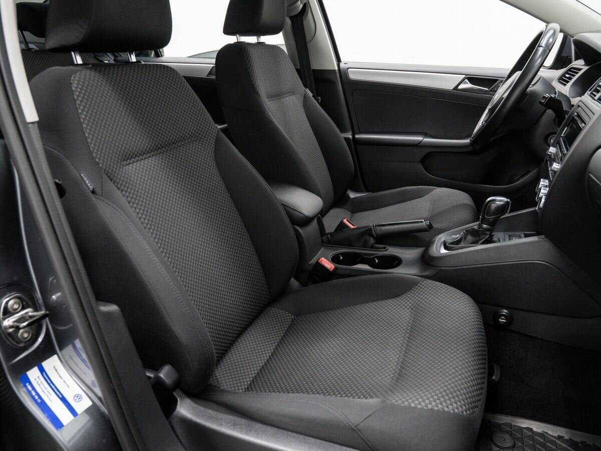 Б/У Фольксваген Джетта 2012 года. Фото: #8