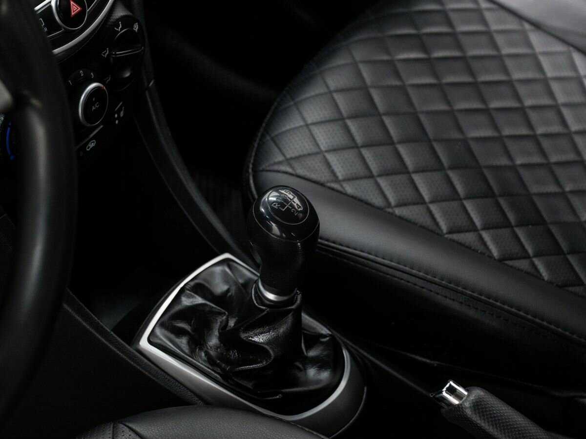 Б/У Хендай Солярис 2013 года. Фото: #15