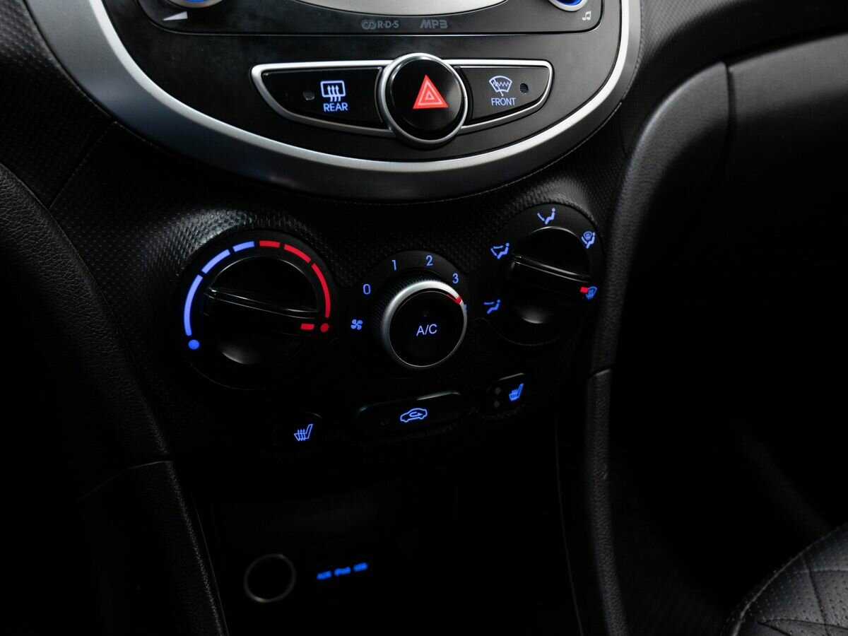 Б/У Хендай Солярис 2013 года. Фото: #16