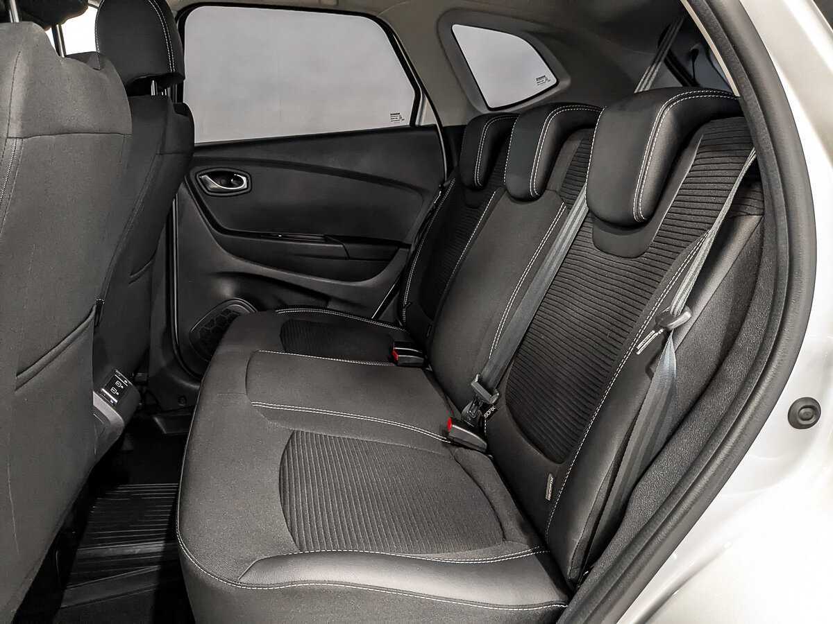 Б/У Рено Каптюр 2021 года. Фото: #15