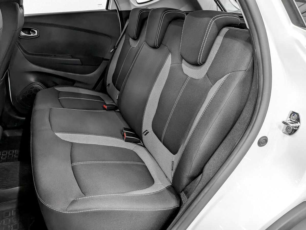 Б/У Рено Каптюр 2021 года. Фото: #11