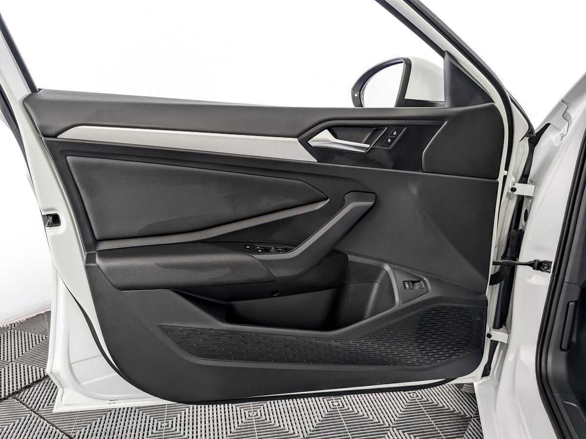 Б/У Фольксваген Джетта 2020 года. Фото: #18