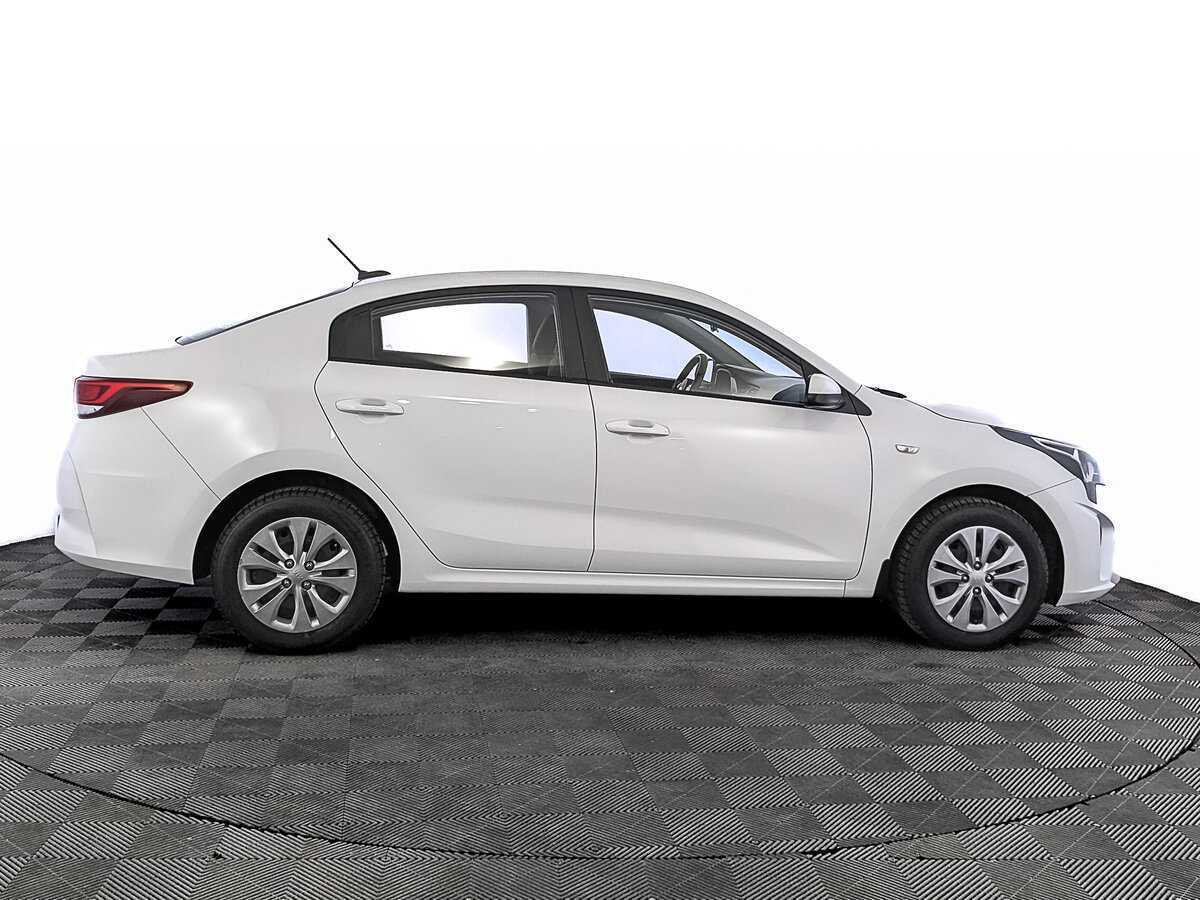 Б/У Киа Рио 2021 года. Фото: #3