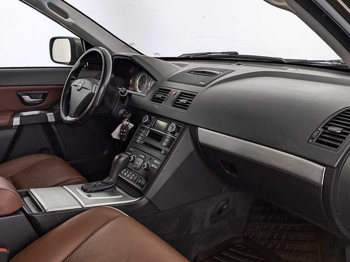 Б/У Вольво ИксЦ90 2014 года. Фото: #12