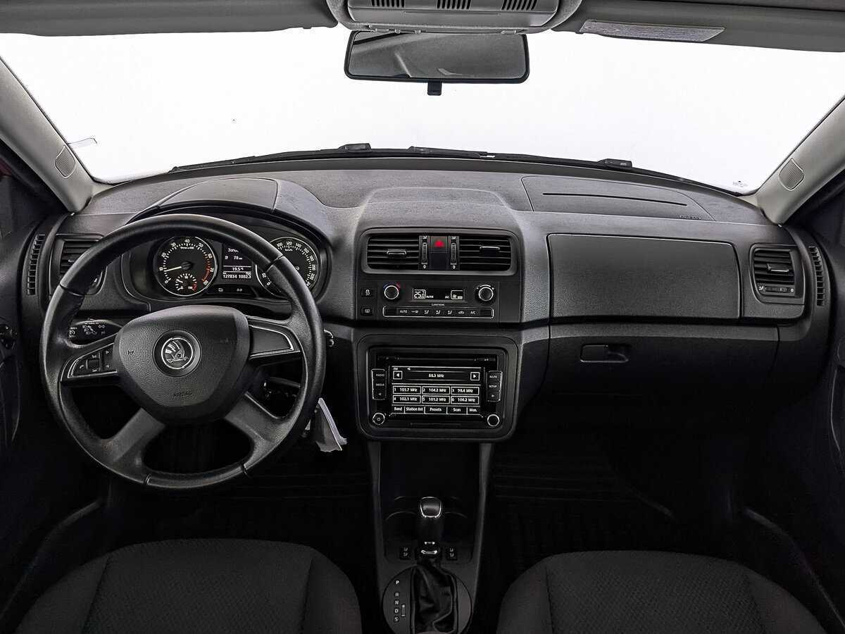 Б/У Шкода Фабия 2013 года. Фото: #13