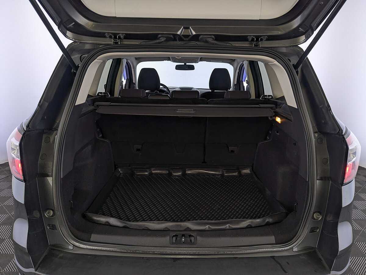 Б/У Форд Куга 2018 года. Фото: #8