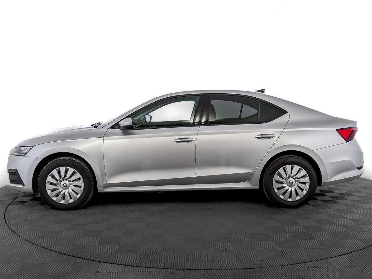 Б/У Шкода Октавия 2021 года. Фото: #7