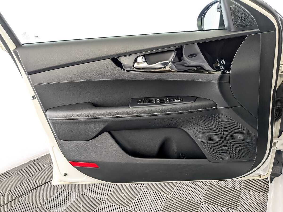 Б/У Киа Церато 2020 года. Фото: #18