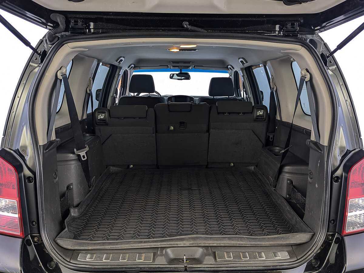 Б/У Ниссан Патфайндер 2012 года. Фото: #9