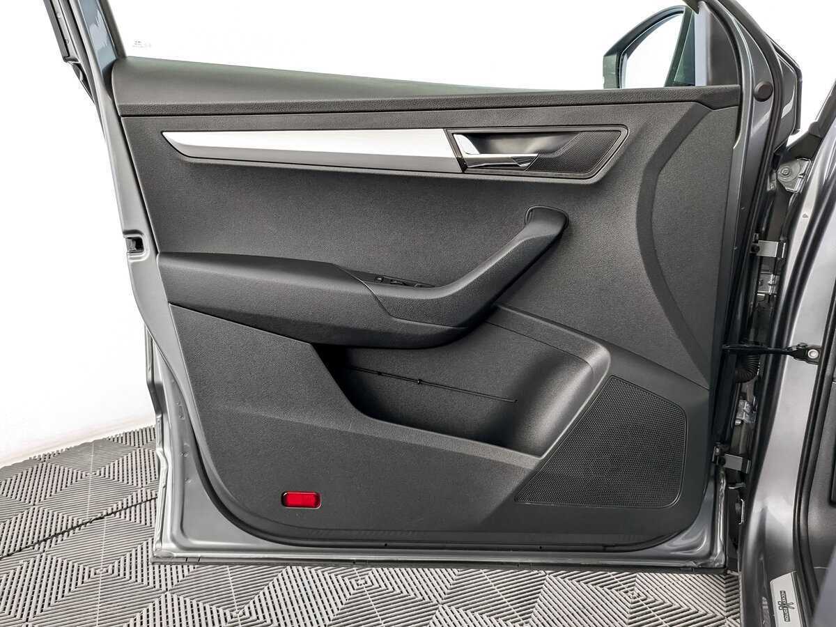 Б/У Шкода Карок 2021 года. Фото: #18