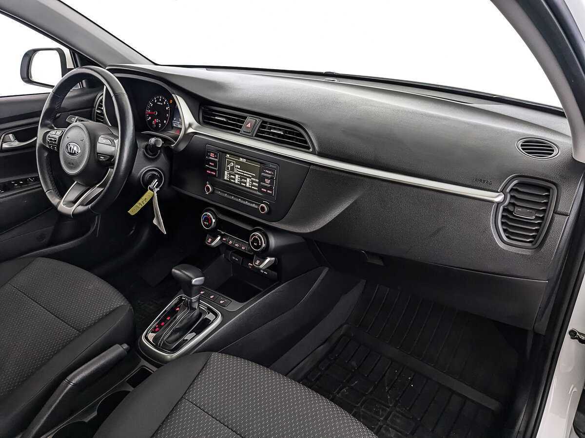 Б/У Киа Рио 2021 года. Фото: #12