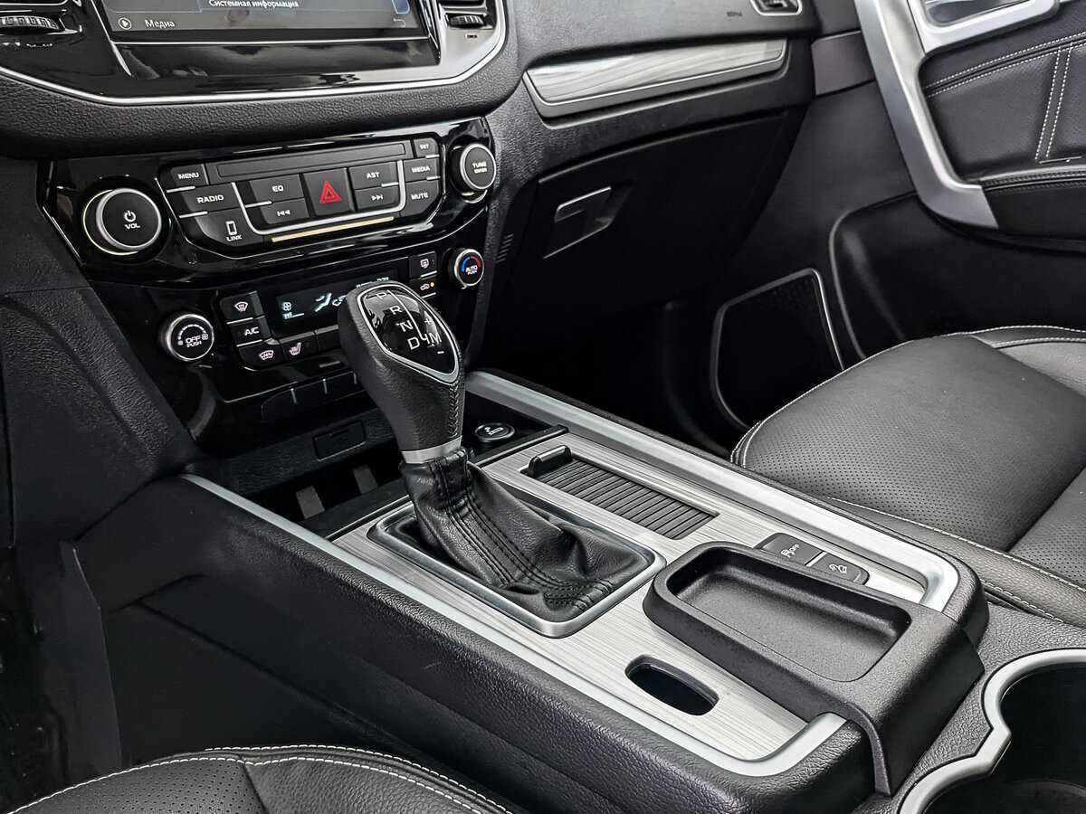 Б/У Джили Эмгранд Икс7 2018 года. Фото: #24