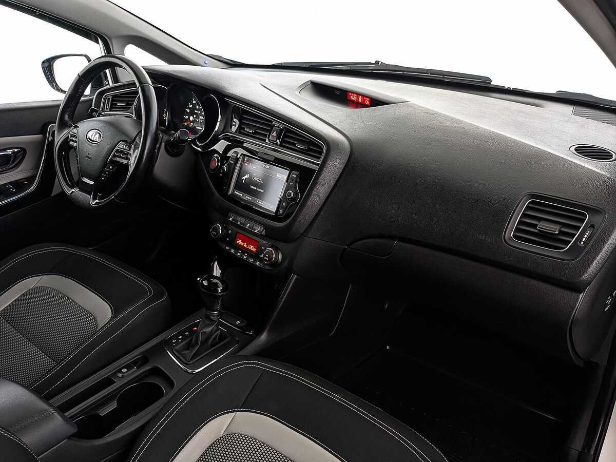 Б/У Киа Сид 2017 года. Фото: #12