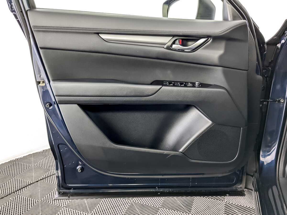 Б/У Мазда Ц-Икс-5 2018 года. Фото: #18