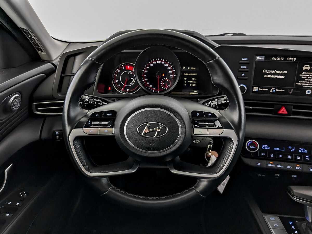 Б/У Хендай Елантра 2021 года. Фото: #18