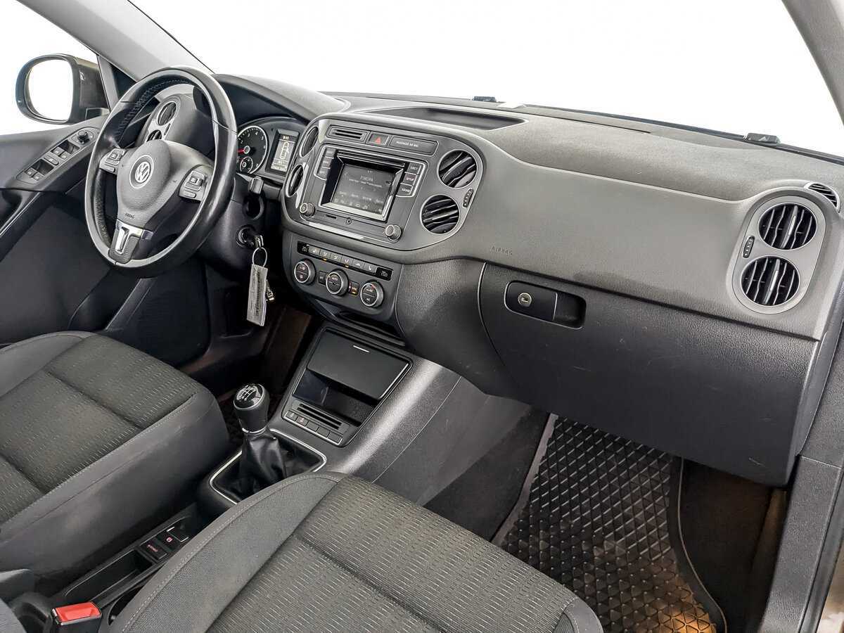 Б/У Фольксваген Тигуан 2016 года. Фото: #10