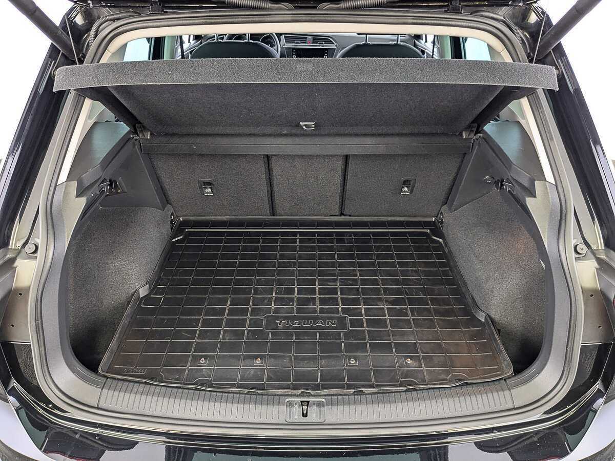 Б/У Фольксваген Тигуан 2018 года. Фото: #9