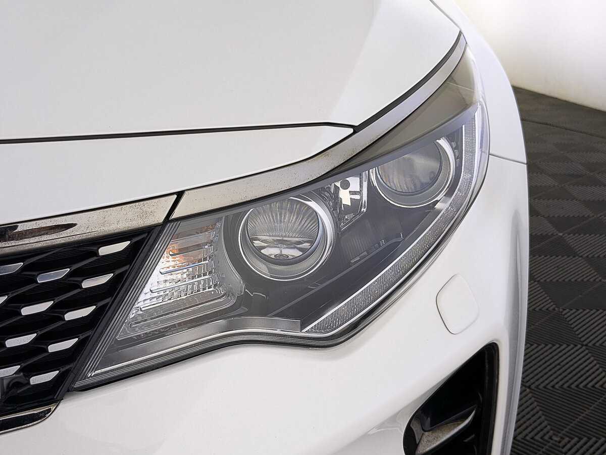 Б/У Киа Оптима 2018 года. Фото: #10