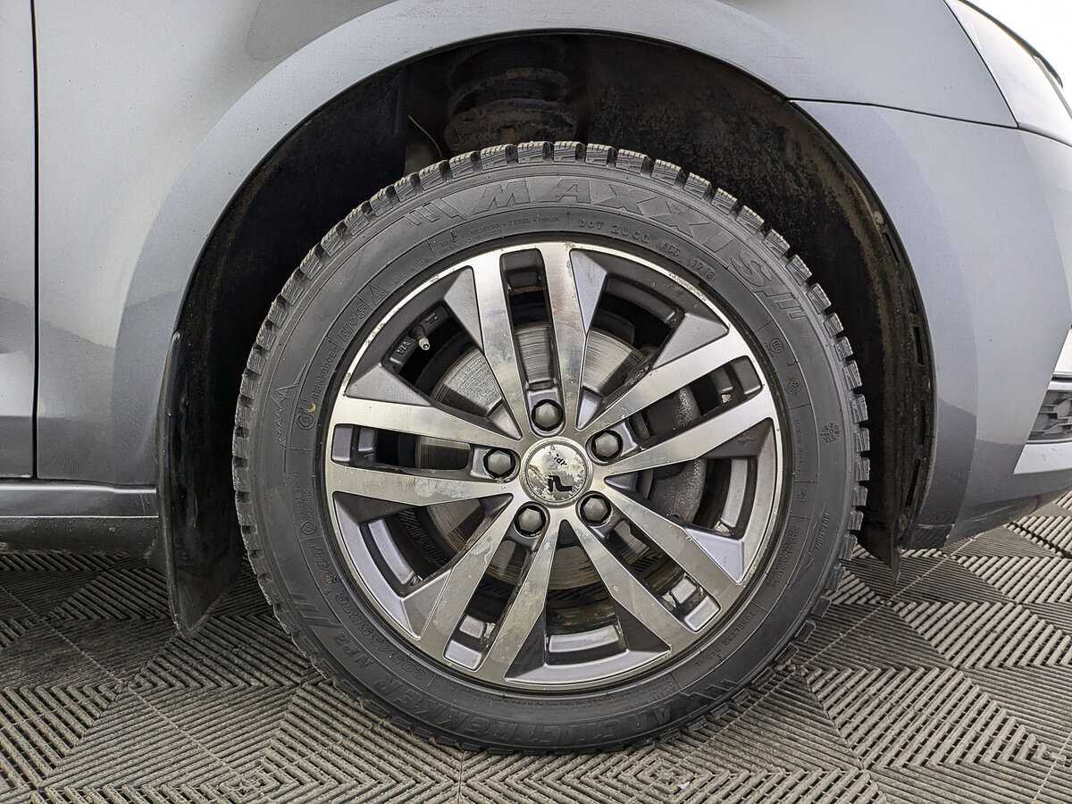 Б/У Шкода Октавия 2018 года. Фото: #11