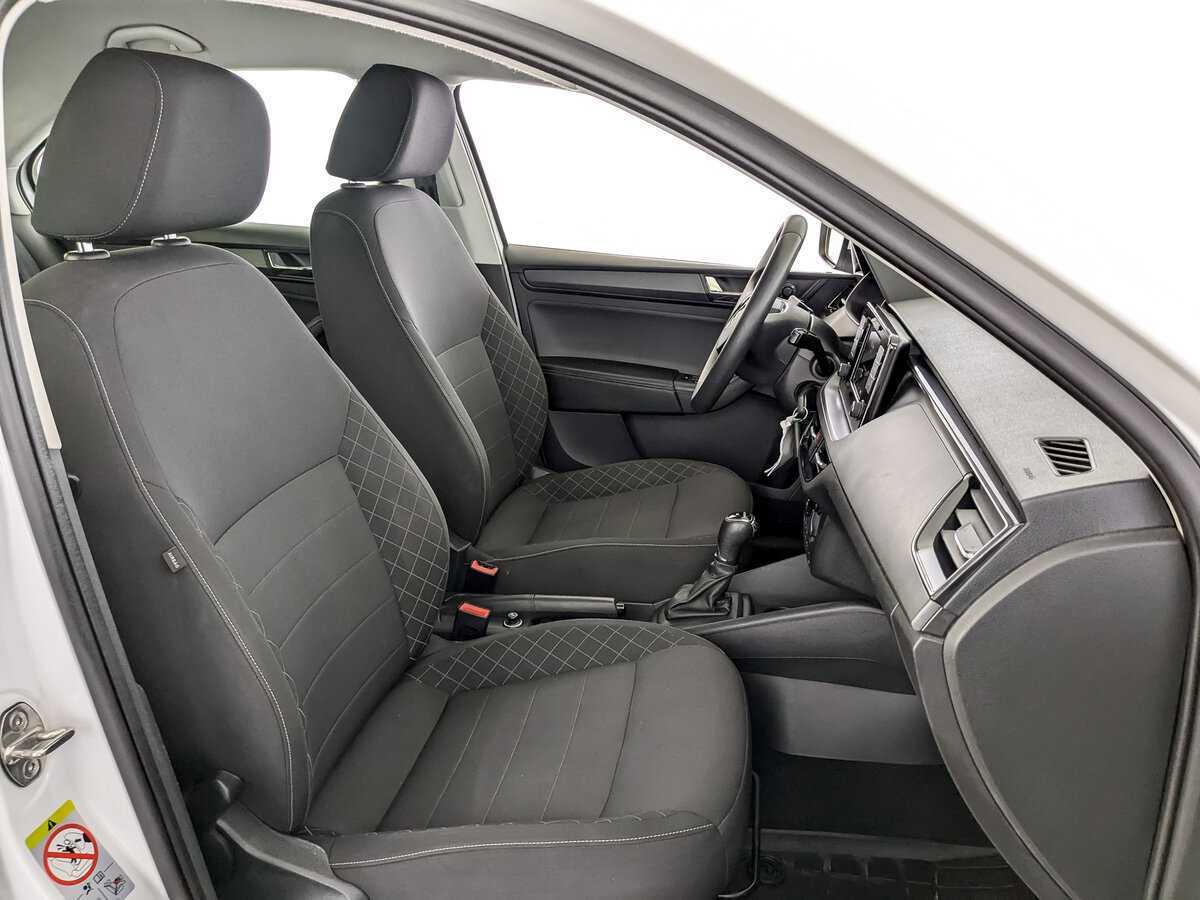 Б/У Шкода Рапид 2020 года. Фото: #17