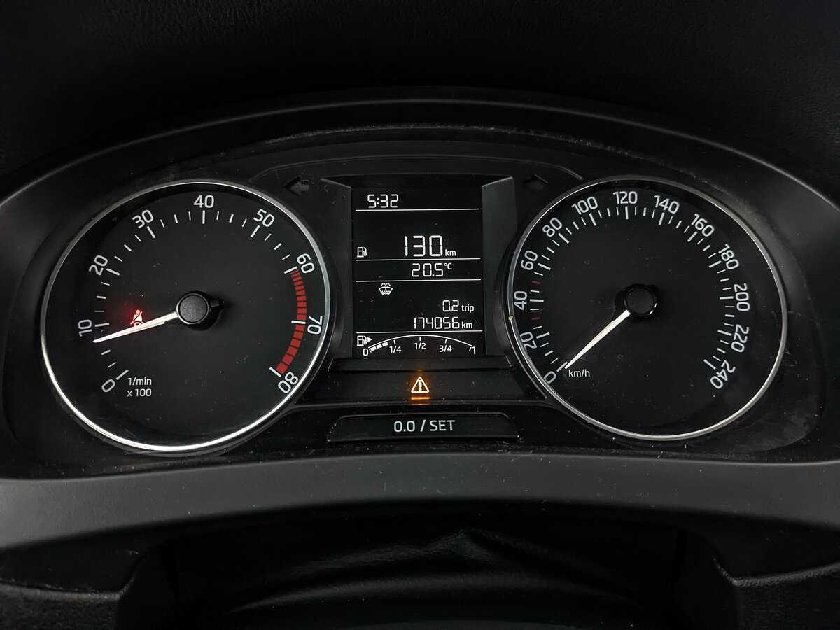 Б/У Шкода Рапид 2017 года. Фото: #14