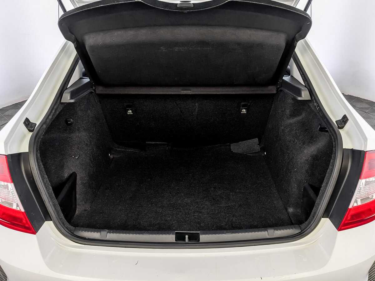 Б/У Шкода Рапид 2017 года. Фото: #9