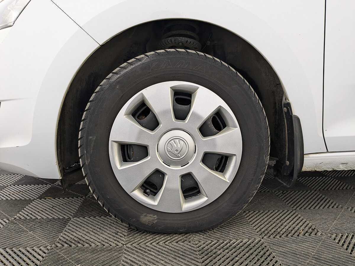 Б/У Шкода Рапид 2019 года. Фото: #11