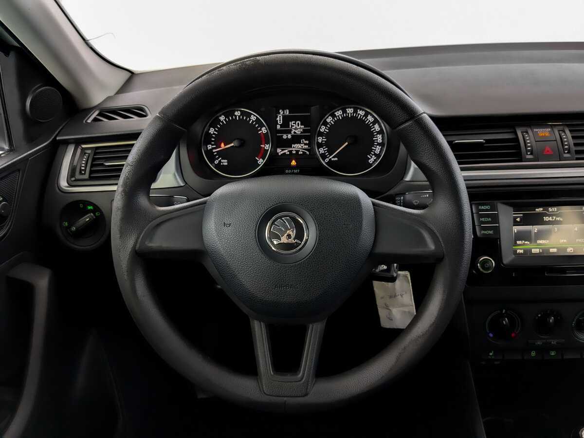 Б/У Шкода Рапид 2017 года. Фото: #20