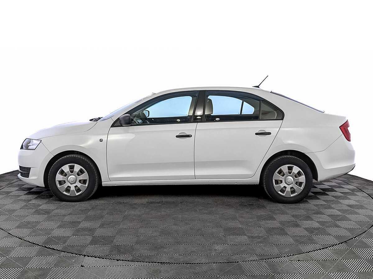 Б/У Шкода Рапид 2017 года. Фото: #7