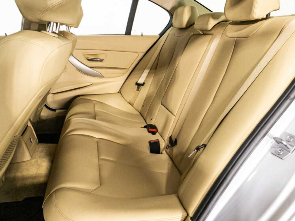 Б/У БМВ 3 серии 2013 года. Фото: #9