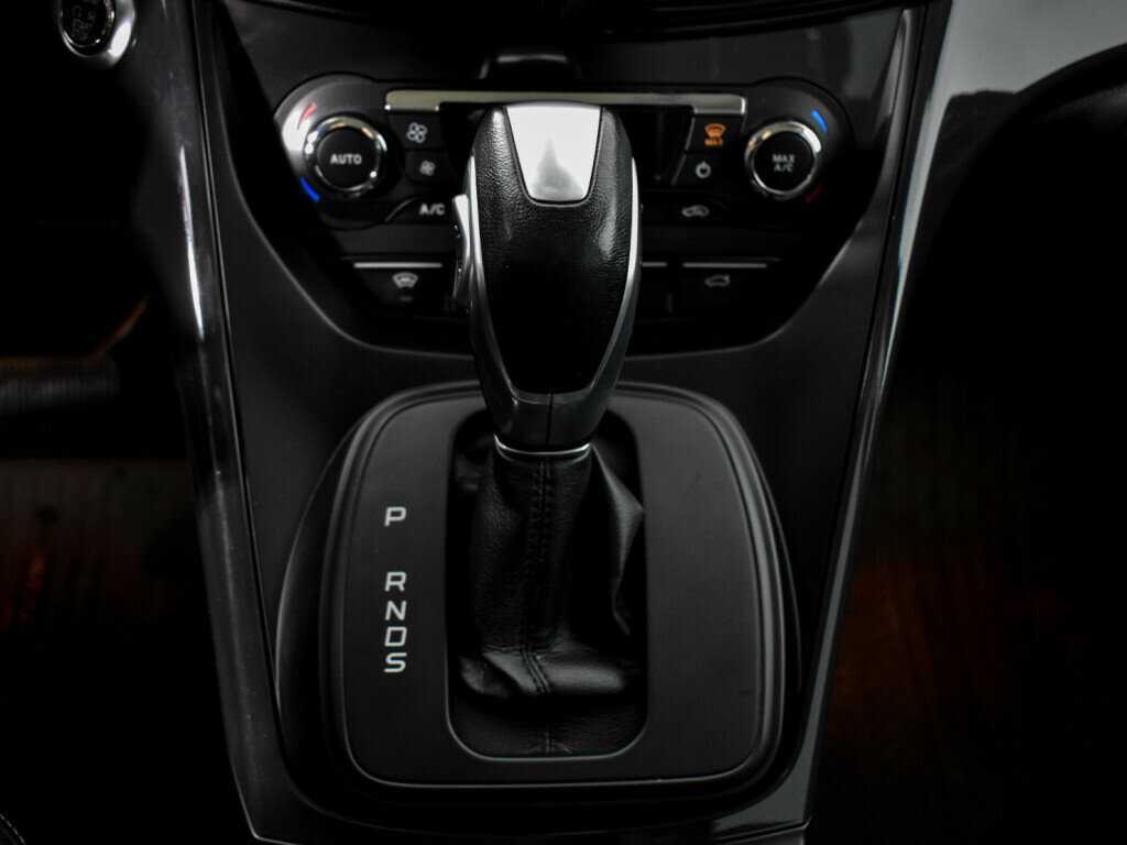 Б/У Форд Куга 2016 года. Фото: #10