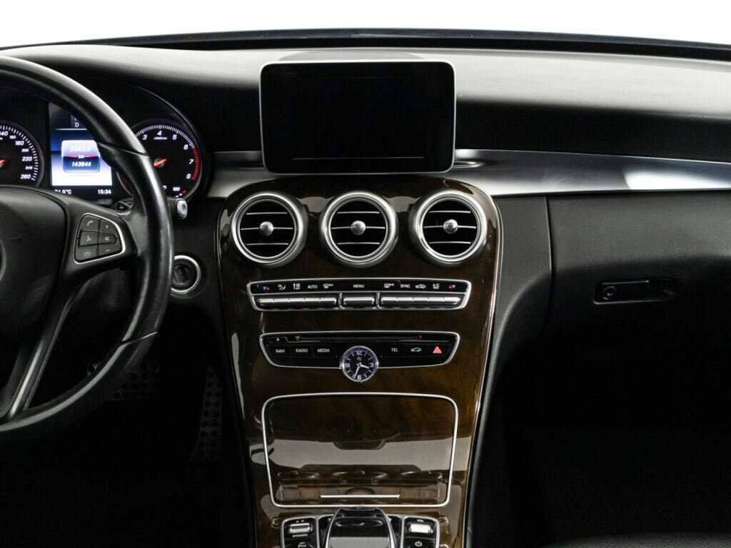 Б/У Мерседес-Бенц Ц-Класс 2015 года. Фото: #13