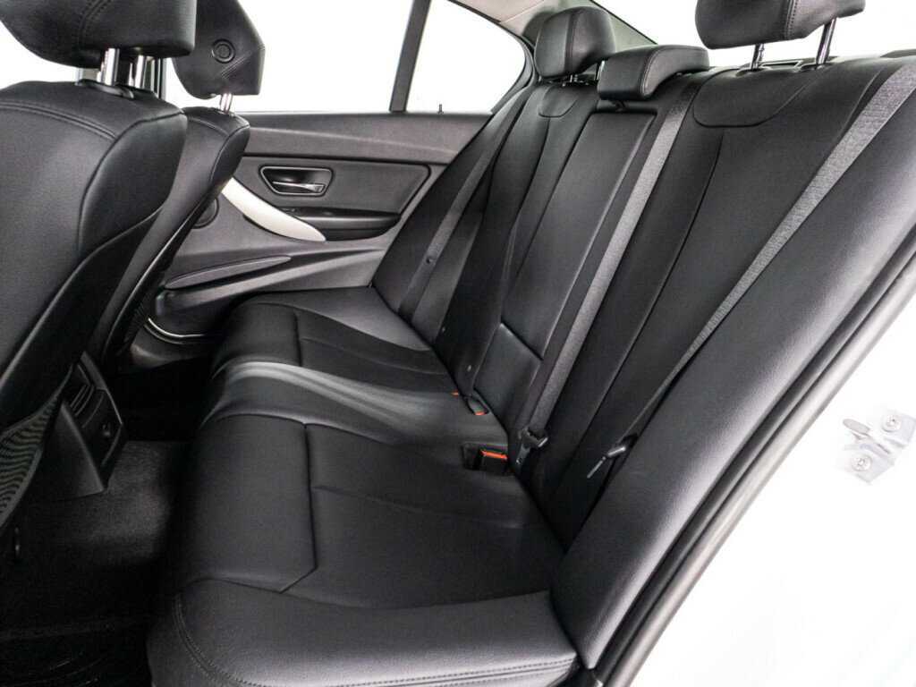 Б/У БМВ 3 серии 2013 года. Фото: #9