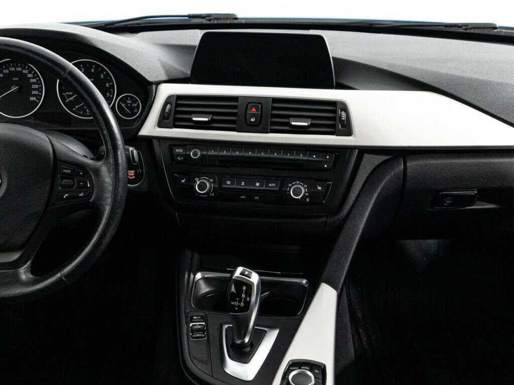 Б/У БМВ 3 серии 2013 года. Фото: #13