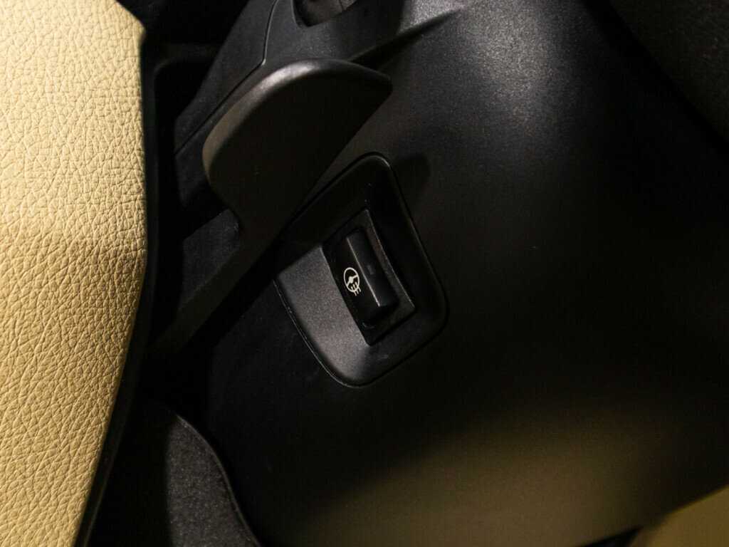 Б/У БМВ 3 серии 2014 года. Фото: #17