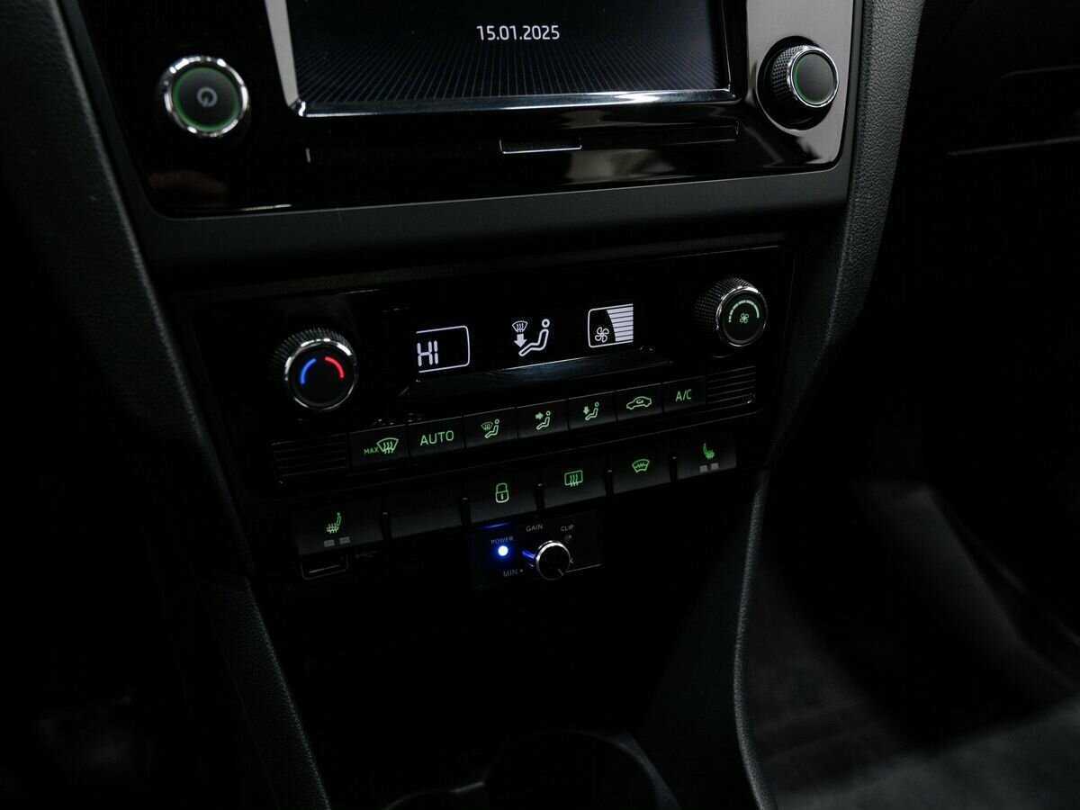 Б/У Шкода Рапид 2018 года. Фото: #16