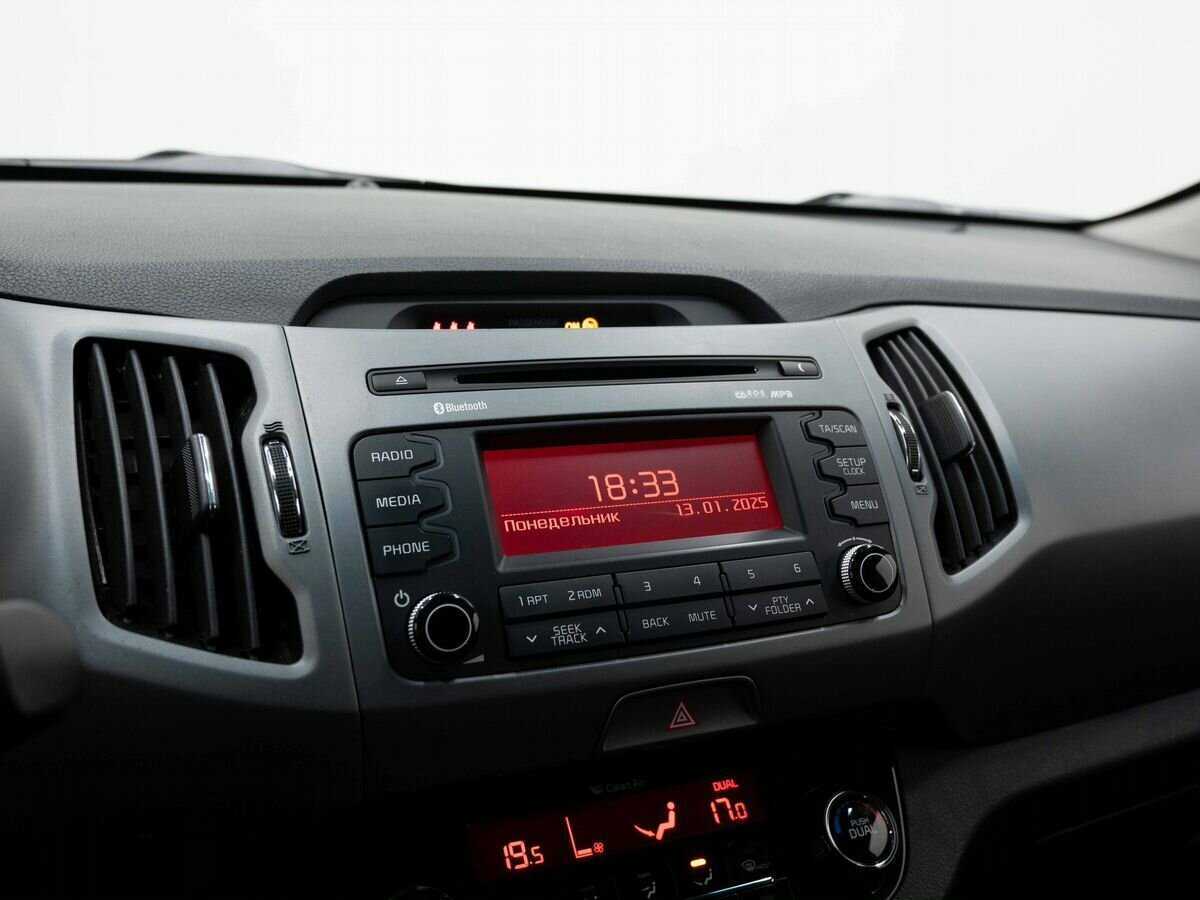 Б/У Киа Спортейдж 2015 года. Фото: #16