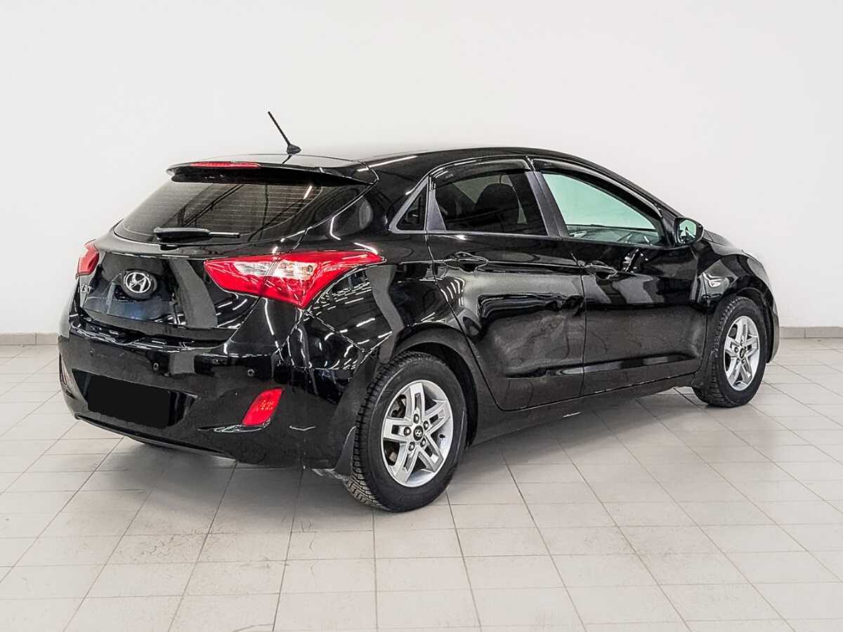 Б/У Хендай ай30 2015 года. Фото: #4