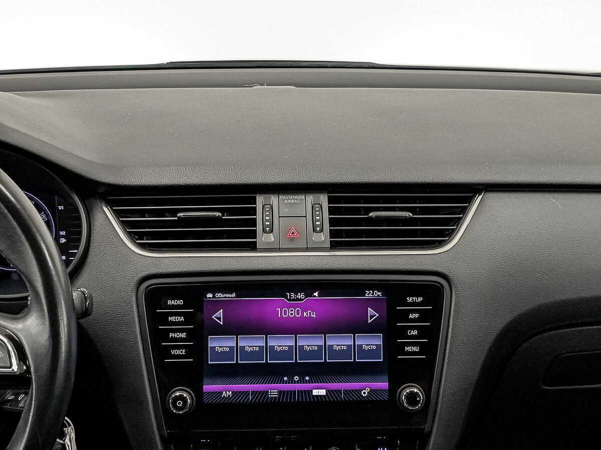 Б/У Шкода Октавия 2019 года. Фото: #14