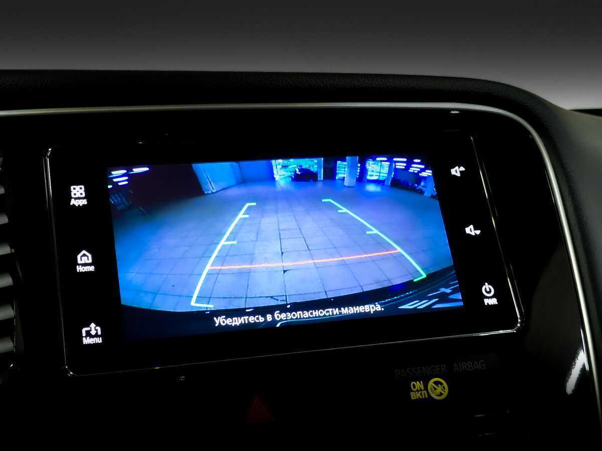 Б/У Митсубиши Оутлэндер 2018 года. Фото: #23