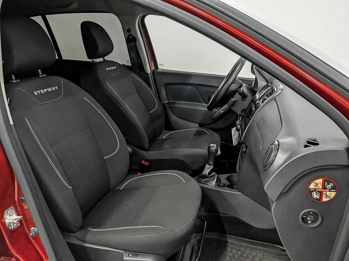 Б/У Рено Сандеро 2019 года. Фото: #21