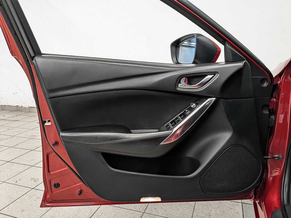 Б/У Мазда 6 2018 года. Фото: #16