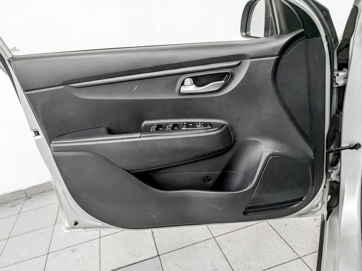 Б/У Киа Рио 2020 года. Фото: #18