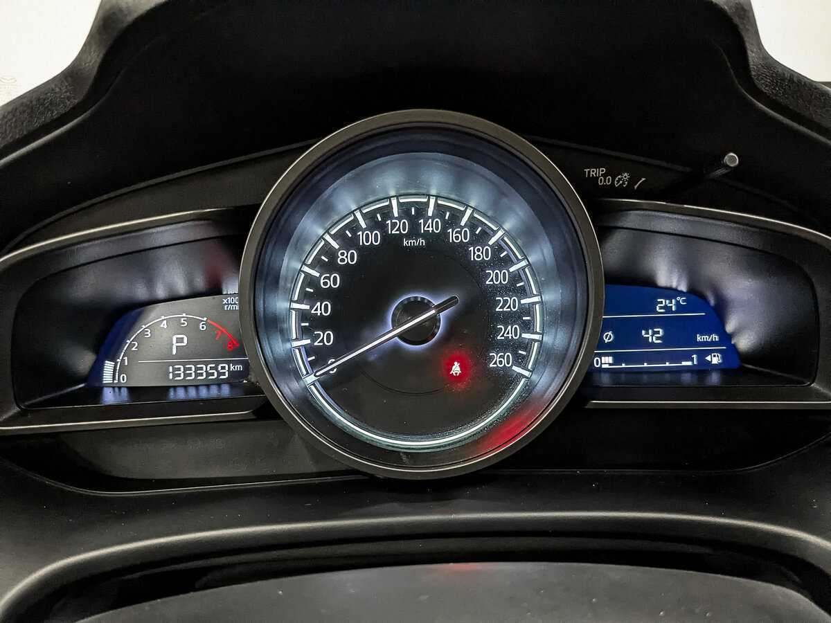 Б/У Мазда 3 2018 года. Фото: #13