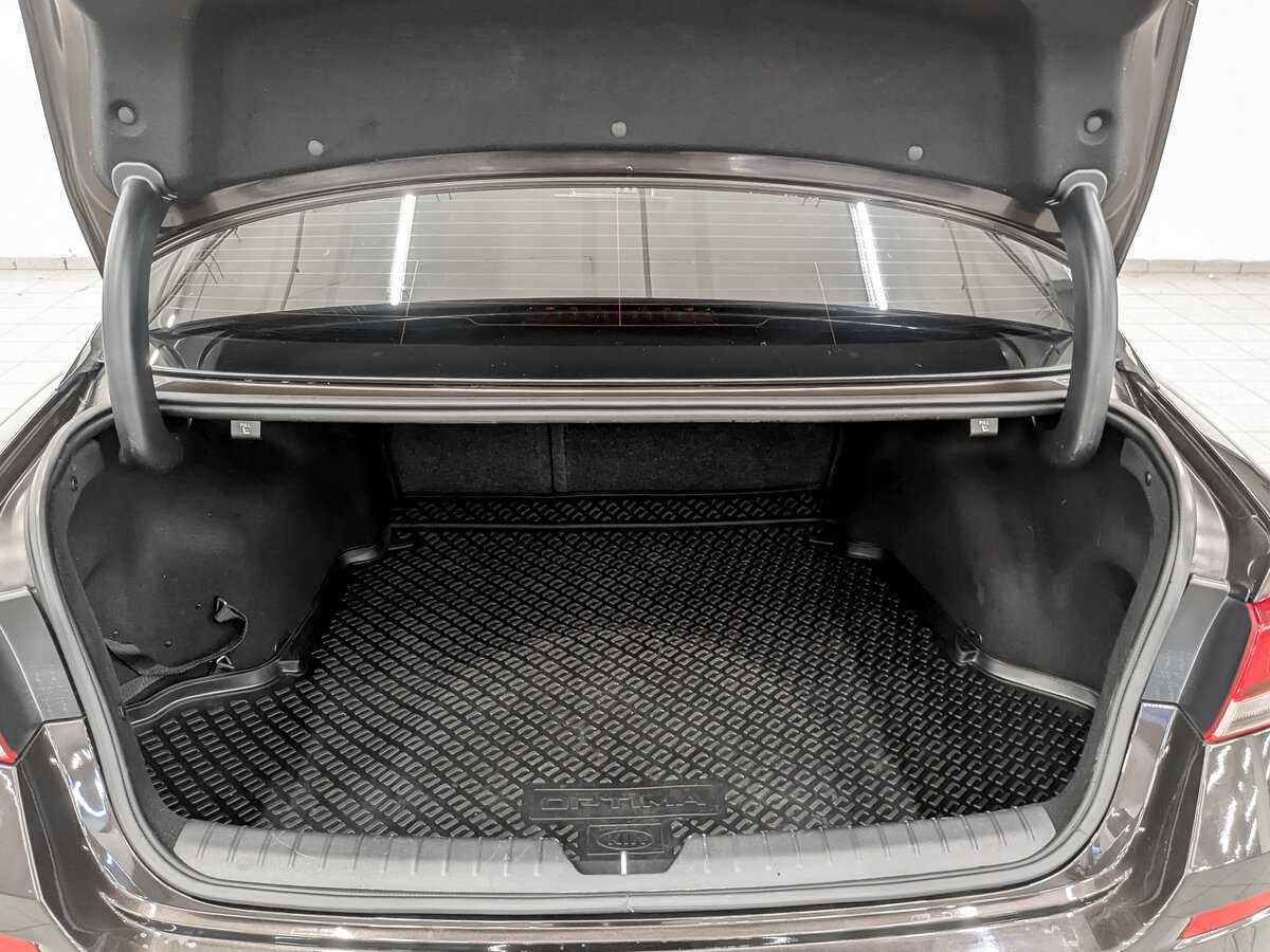 Б/У Киа Оптима 2019 года. Фото: #9