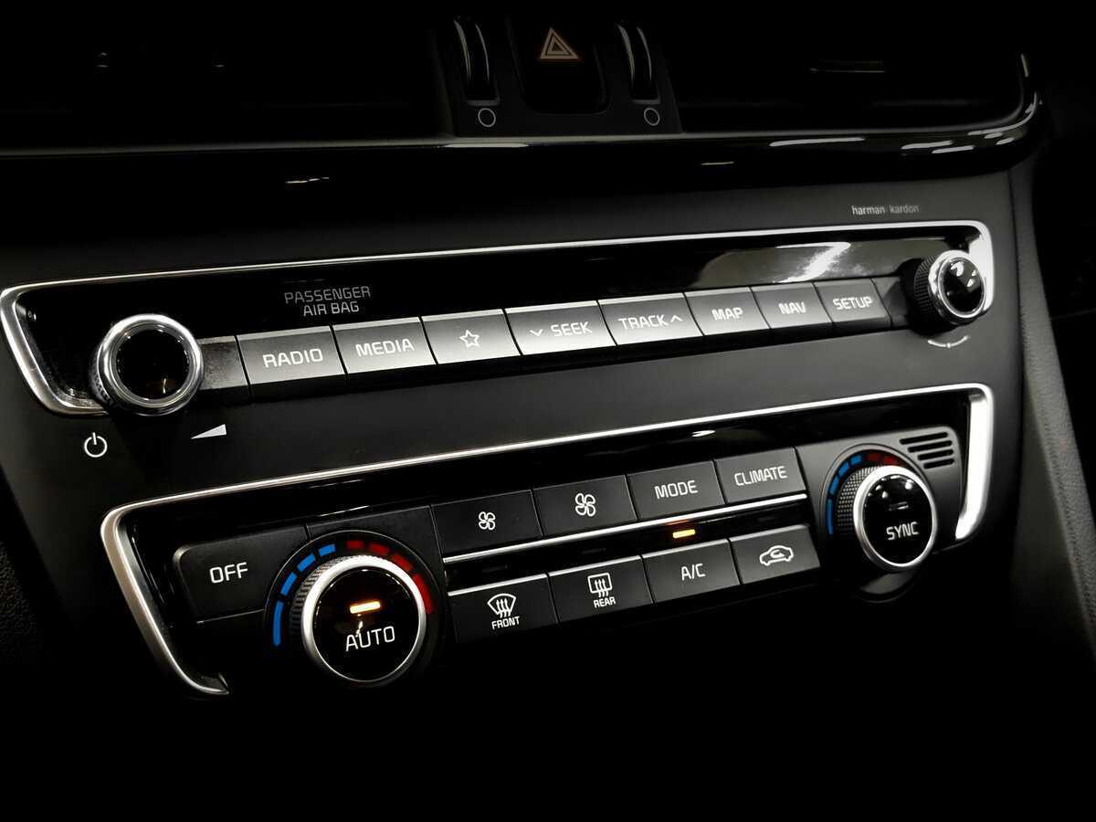 Б/У Киа Оптима 2019 года. Фото: #26