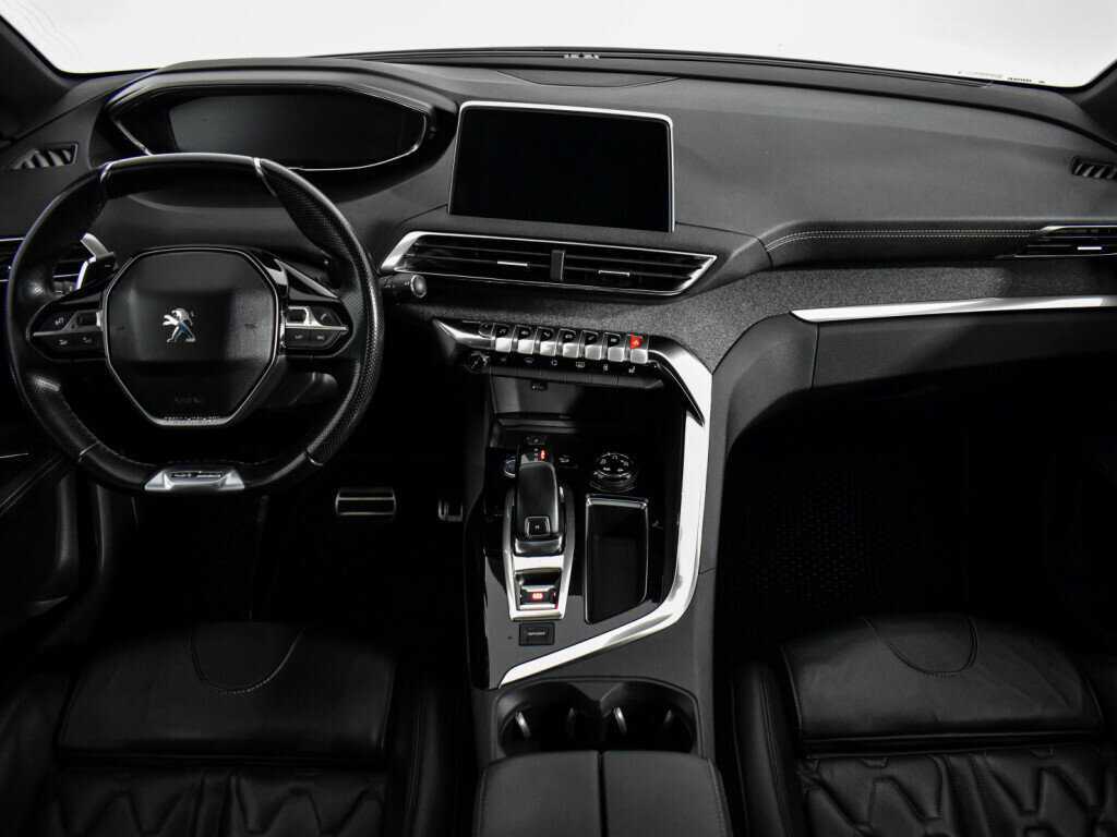 Б/У Пежо 3008 2018 года. Фото: #10