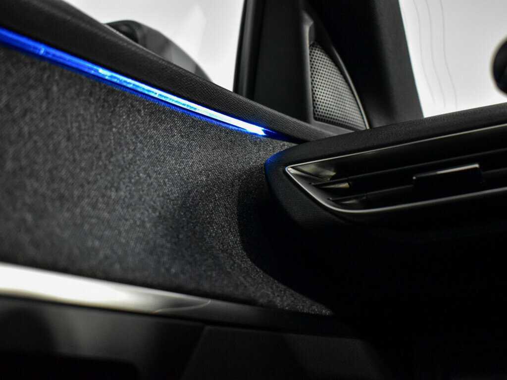 Б/У Пежо 3008 2018 года. Фото: #18