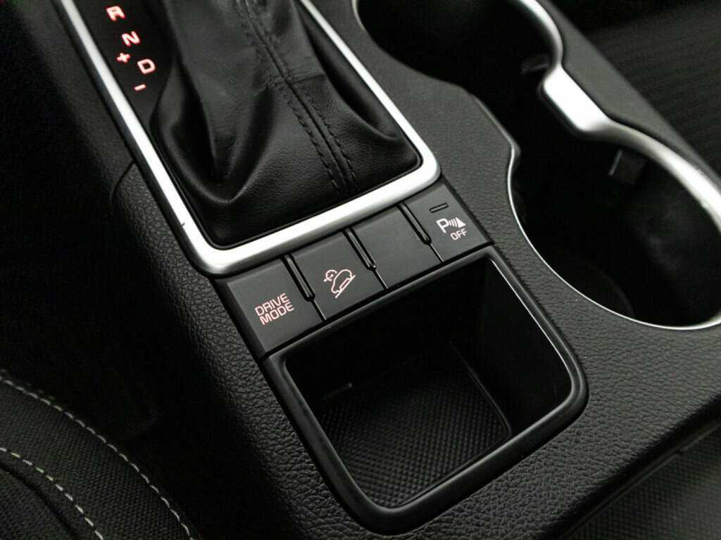 Б/У Киа Спортейдж 2019 года. Фото: #17