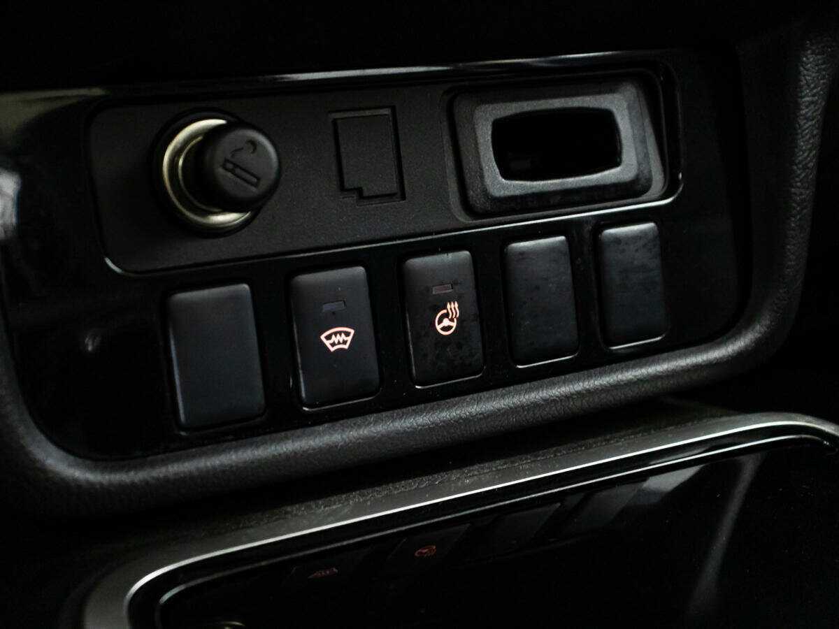 Б/У Митсубиши Оутлэндер 2018 года. Фото: #17